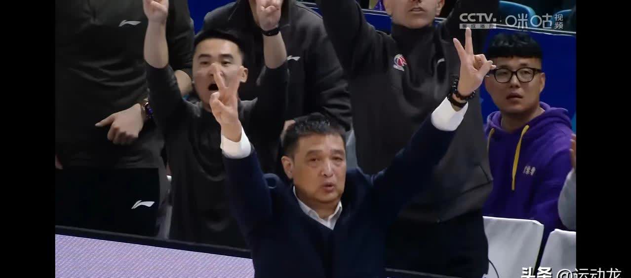 开云官方-三分雨：北京队三分球命中率突破40%，火力猛爆！的简单介绍